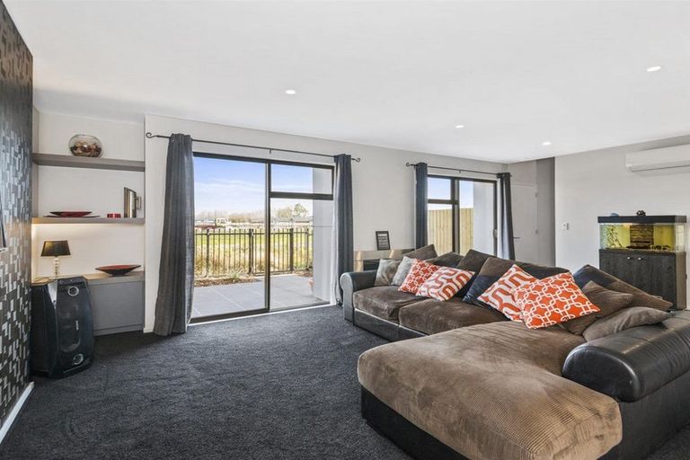 Photo of property in 17 Bellbird Lane, Marshland, Christchurch, 8083