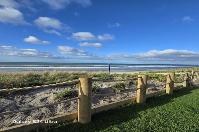 Photo of property in 585 Pukehina Parade, Pukehina, Te Puke, 3189