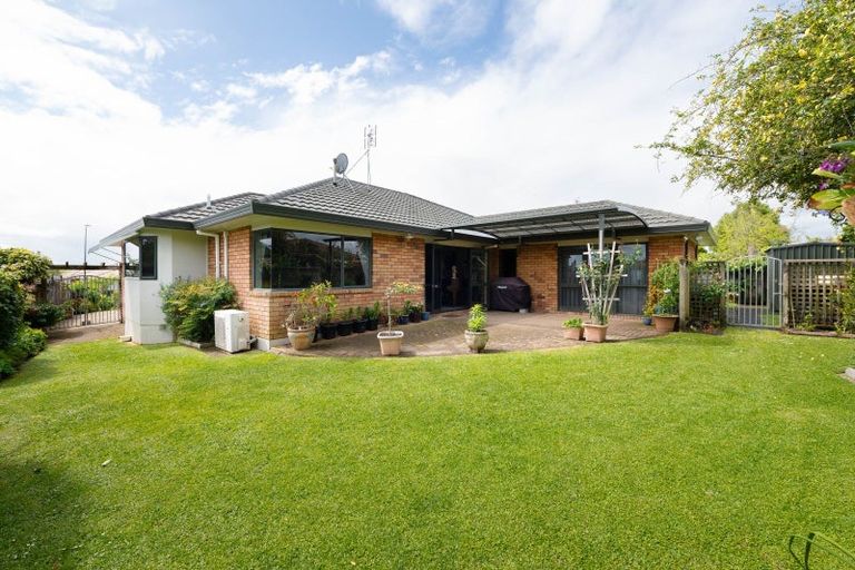 Photo of property in 11 Ben Lomond Place, Nawton, Hamilton, 3200