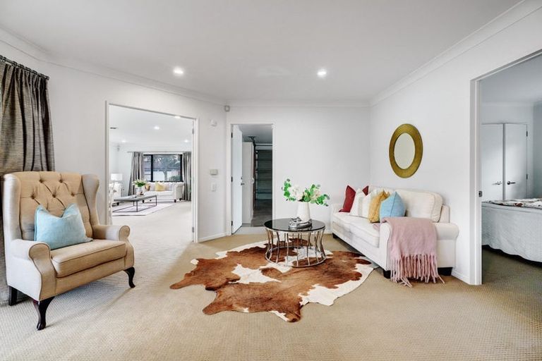 Photo of property in 16 Turnberry Drive, Wattle Downs, Auckland, 2103