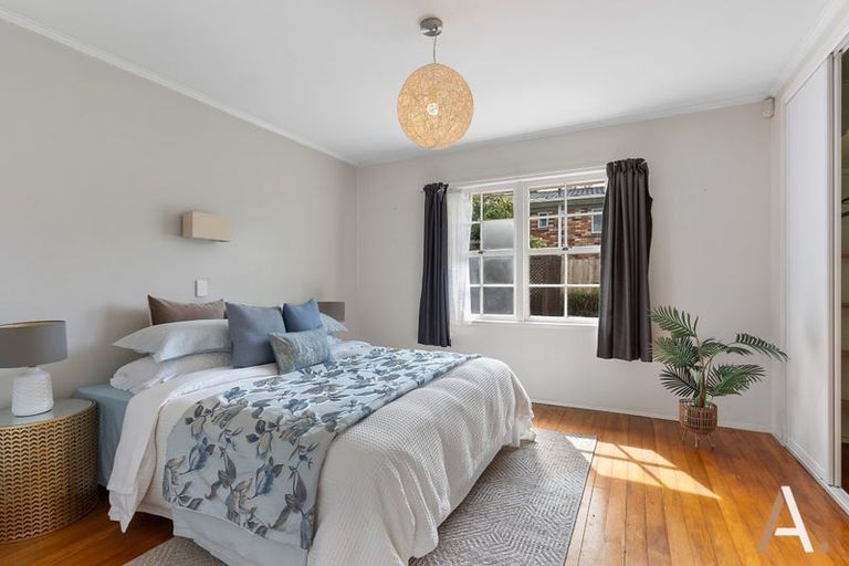 Photo of property in 6 Brough Road, Manurewa East, Auckland, 2102