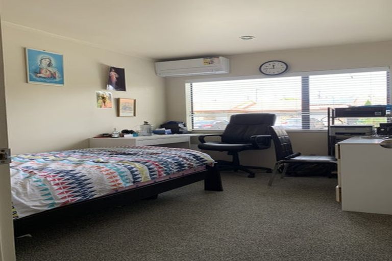 Photo of property in 3 Carlas Way, Ranui, Auckland, 0612