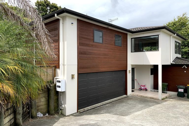 Photo of property in 2/17 Kennedy Avenue, Forrest Hill, Auckland, 0620