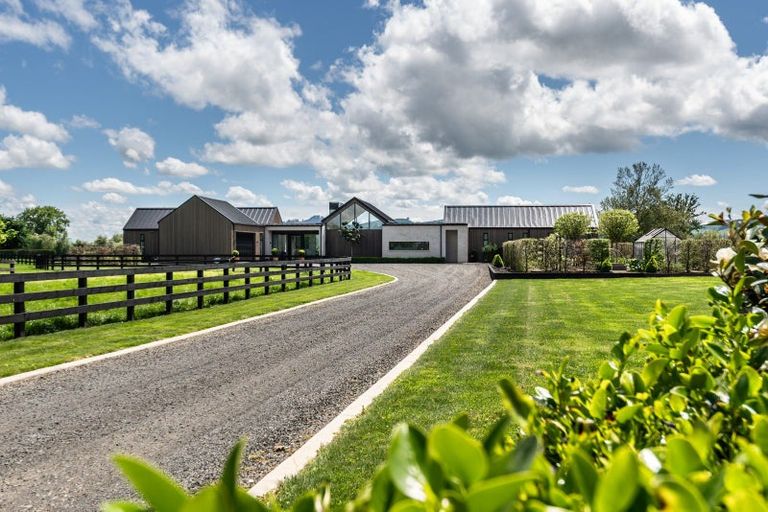 Photo of property in 2/164 Fencourt Road, Cambridge, 3496