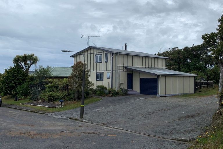 Photo of property in 21 Stirling Drive, Greymouth, 7805