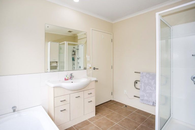 Photo of property in 3a York Street, Drury, 2113