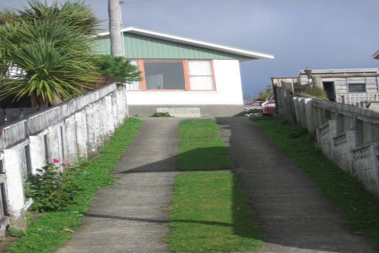 Photo of property in 41 Mark Avenue, Paparangi, Wellington, 6037