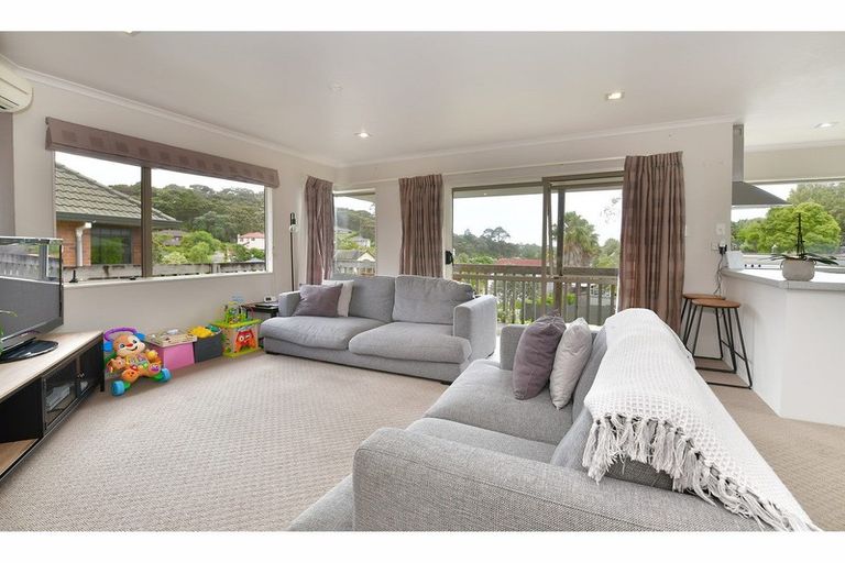 Photo of property in 4 Kestrel Heights, Arkles Bay, Whangaparaoa, 0932