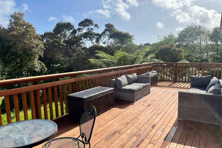 Photo of property in 15 Wiremu Place, Blagdon, New Plymouth, 4310