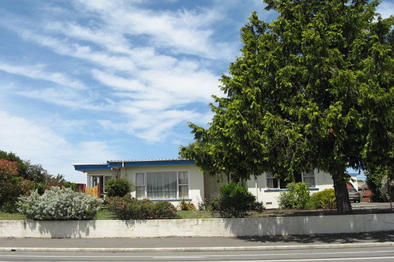 Photo of property in 304a Wainoni Road, Avondale, Christchurch, 8061