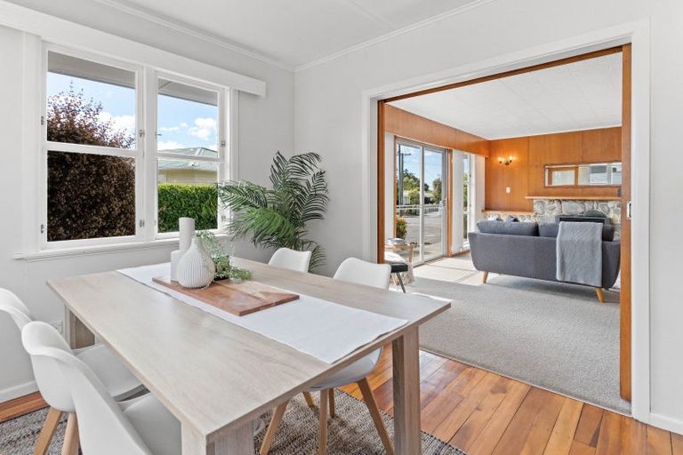 Photo of property in 7 Madden Place, Solway, Masterton, 5810