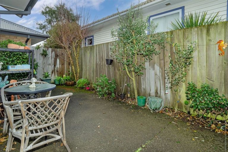 Photo of property in 2/60 Bassett Street, Burwood, Christchurch, 8083