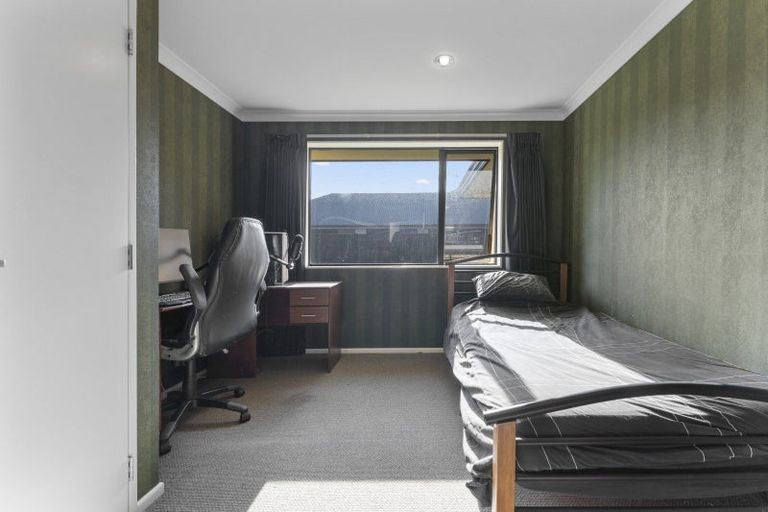 Photo of property in 10 Rodeo Drive, Kelvin Grove, Palmerston North, 4414