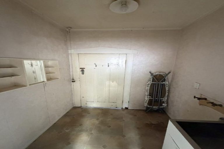 Photo of property in 16 Opoia Road, Hamilton East, Hamilton, 3216