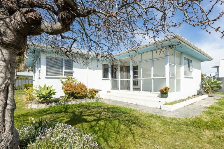 Photo of property in 5 Kenny Avenue, Ahuriri, Napier, 4110