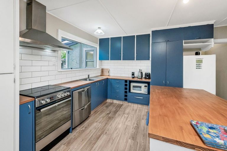 Photo of property in 13 Lee Street, Southbridge, 7602