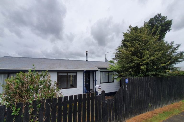 Photo of property in 488 Swanson Road, Ranui, Auckland, 0612