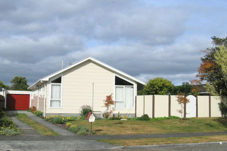 Photo of property in 65 Pasadena Crescent, Totara Park, Upper Hutt, 5018