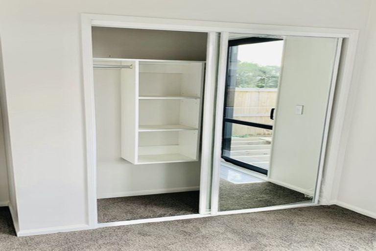 Photo of property in 98 Tir Conaill Avenue, Flat Bush, Auckland, 2019