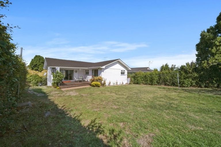 Photo of property in 141 Gossamer Drive, Pakuranga Heights, Auckland, 2010