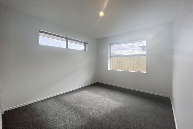 Photo of property in 5 Sarah Nicholls Street, Belfast, Christchurch, 8051