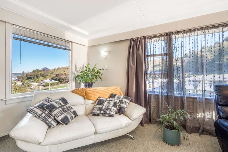 Photo of property in 15 Derwent Street, Oamaru North, Oamaru, 9400