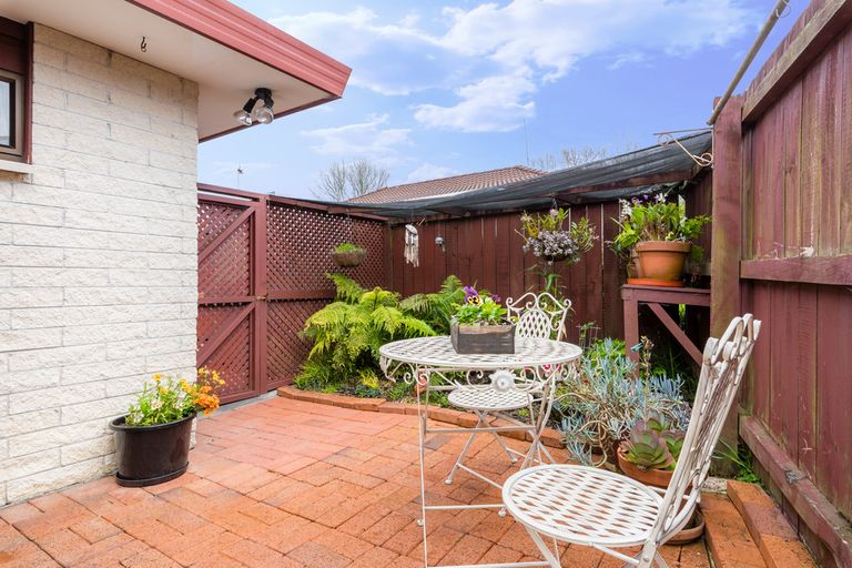 Photo of property in 7/54 Nikau Street, New Lynn, Auckland, 0600