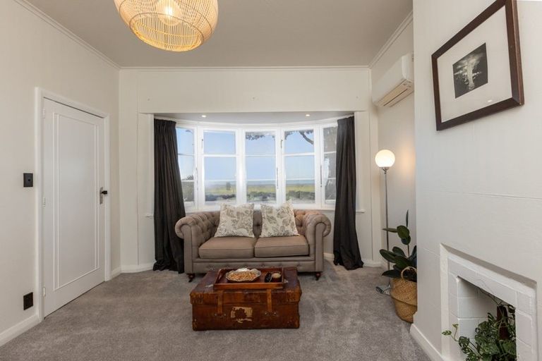 Photo of property in 541b Marine Parade, Napier South, Napier, 4110
