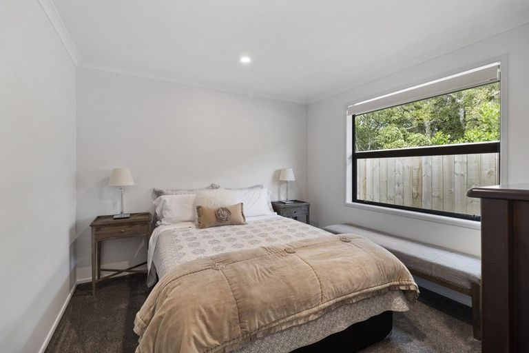 Photo of property in 5 Mackillop Way, Brooklands, New Plymouth, 4310