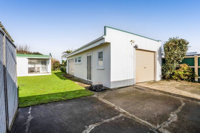 Photo of property in 5815 South Road, Rahotu, Opunake, 4684