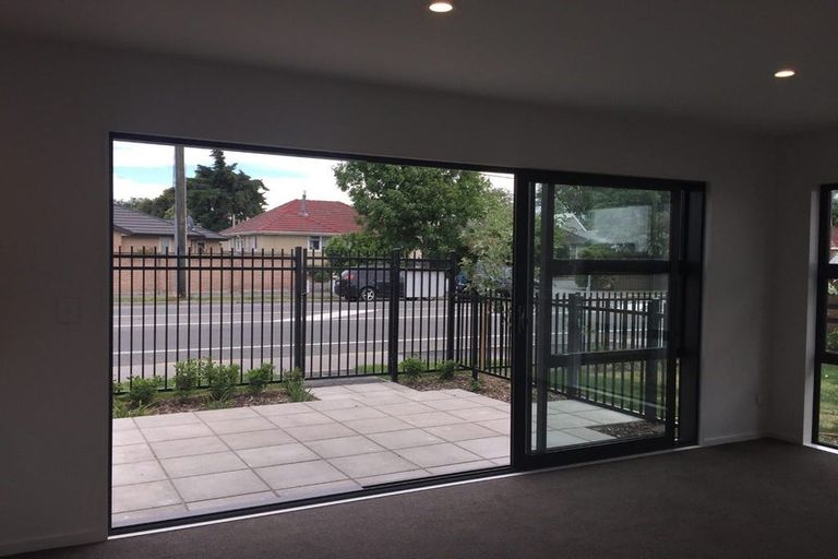 Photo of property in 6/69 Suva Street, Upper Riccarton, Christchurch, 8041