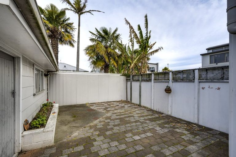 Photo of property in 43 Hardinge Road, Ahuriri, Napier, 4110