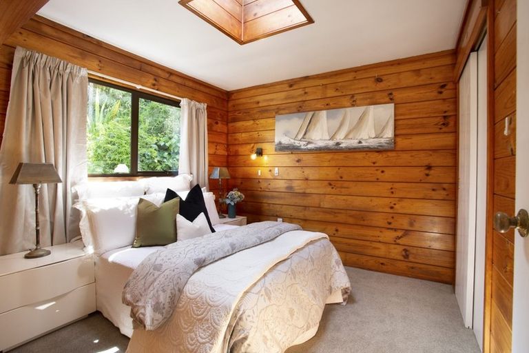 Photo of property in 6 Parklands Avenue, Swanson, Auckland, 0614