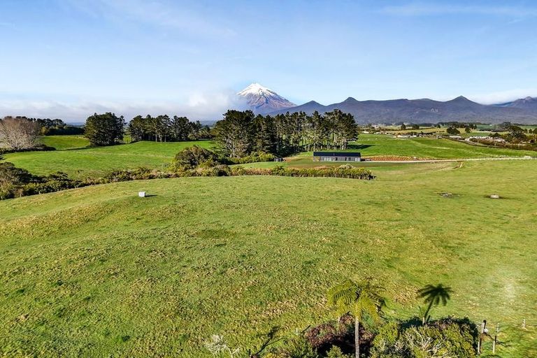 Photo of property in 185 Korito Road, Korito, New Plymouth, 4371