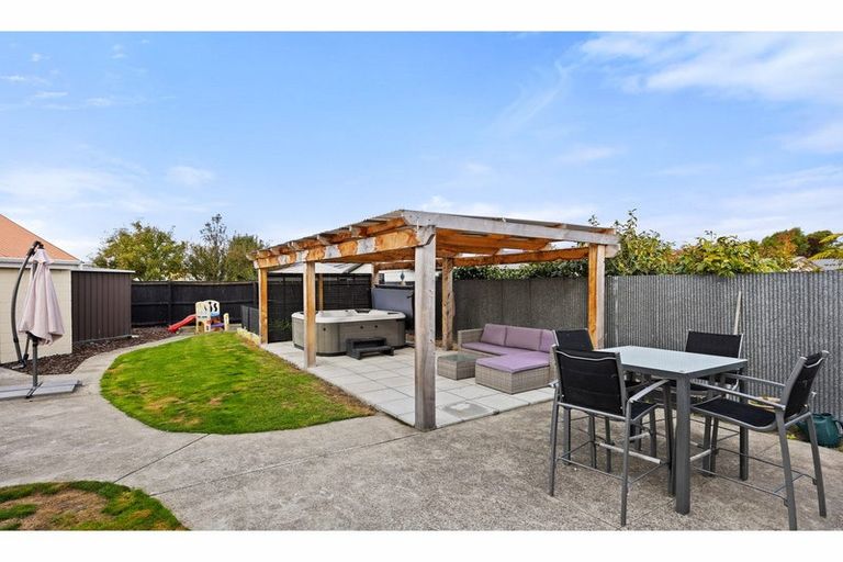 Photo of property in 62 Hargood Street, Woolston, Christchurch, 8062