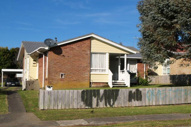 Photo of property in 21 Cranmere Crescent, Mangere East, Auckland, 2024