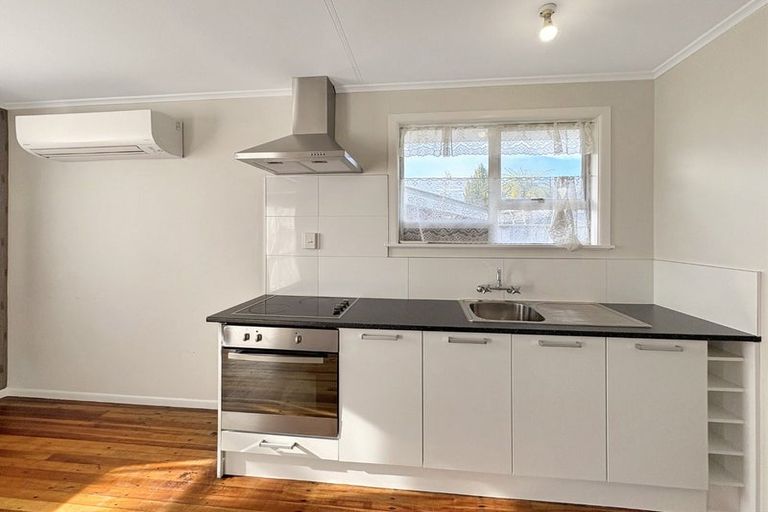 Photo of property in 25 Camellia Avenue, Aramoho, Whanganui, 4500