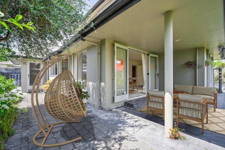 Photo of property in 2/10 Mchardy Street, Havelock North, 4130