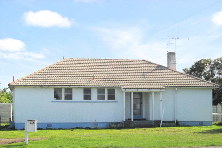 Photo of property in 20 Maire Street, Gonville, Whanganui, 4501