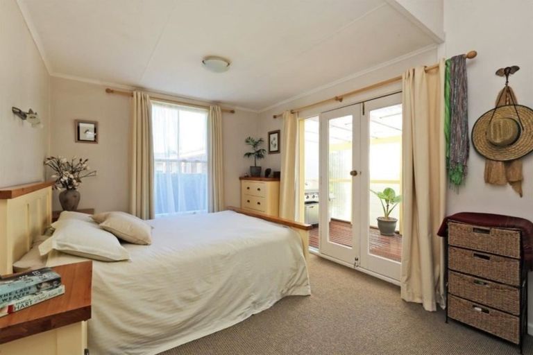 Photo of property in 700 Queen Street East, Parkvale, Hastings, 4122