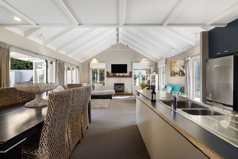 Photo of property in 18 Copper Beech Avenue, Frankton, Queenstown, 9300