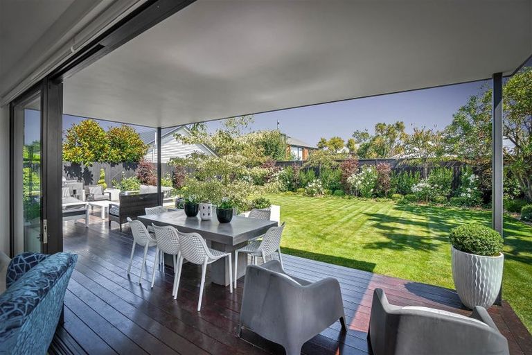 Photo of property in 39 Hartley Avenue, Strowan, Christchurch, 8052