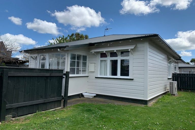 Photo of property in 3/45 Manson Street, Terrace End, Palmerston North, 4410