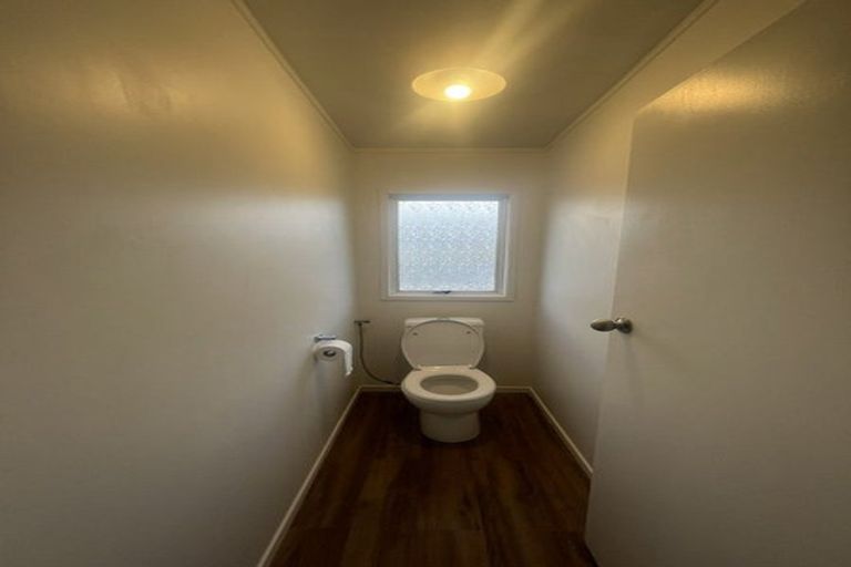 Photo of property in 8 Invergarry Road, Hilltop, Taupo, 3330