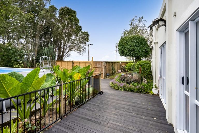 Photo of property in 330 Kelly Road, Lepperton, New Plymouth, 4373