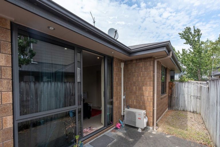 Photo of property in 2/31 Jones Crescent, Melville, Hamilton, 3206