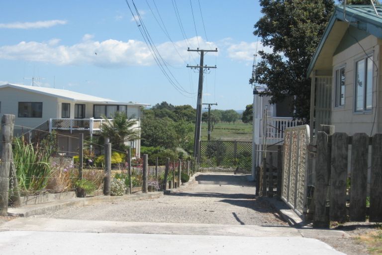 Photo of property in 310b Pukehina Parade, Pukehina, Te Puke, 3189