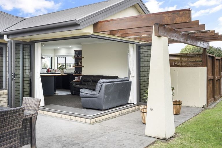 Photo of property in 1 Burr Street, Cambridge, 3434