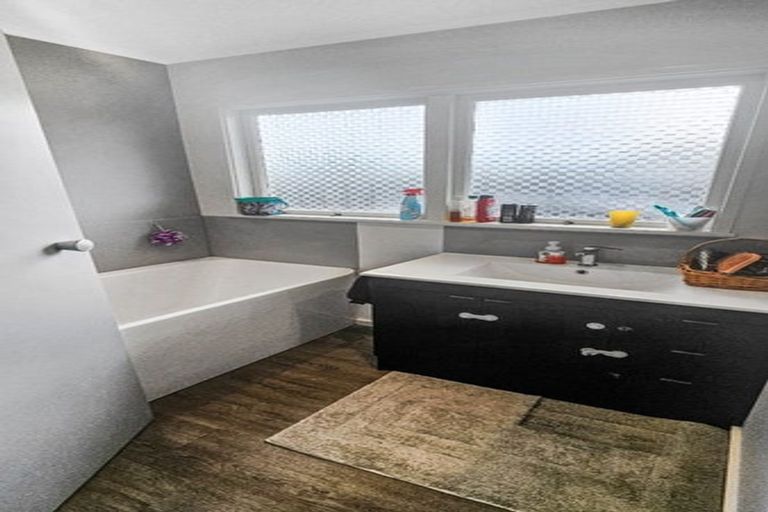 Photo of property in 33 Holyrood Street, Taradale, Napier, 4112