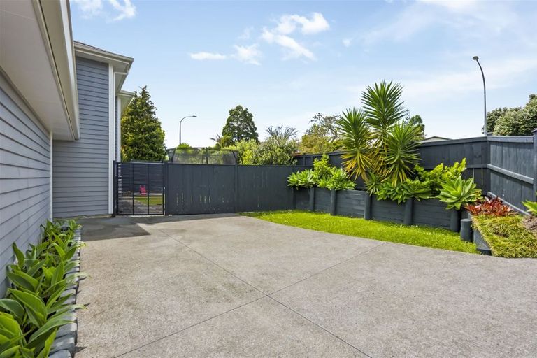 Photo of property in 111a Moore Street, Howick, Auckland, 2014
